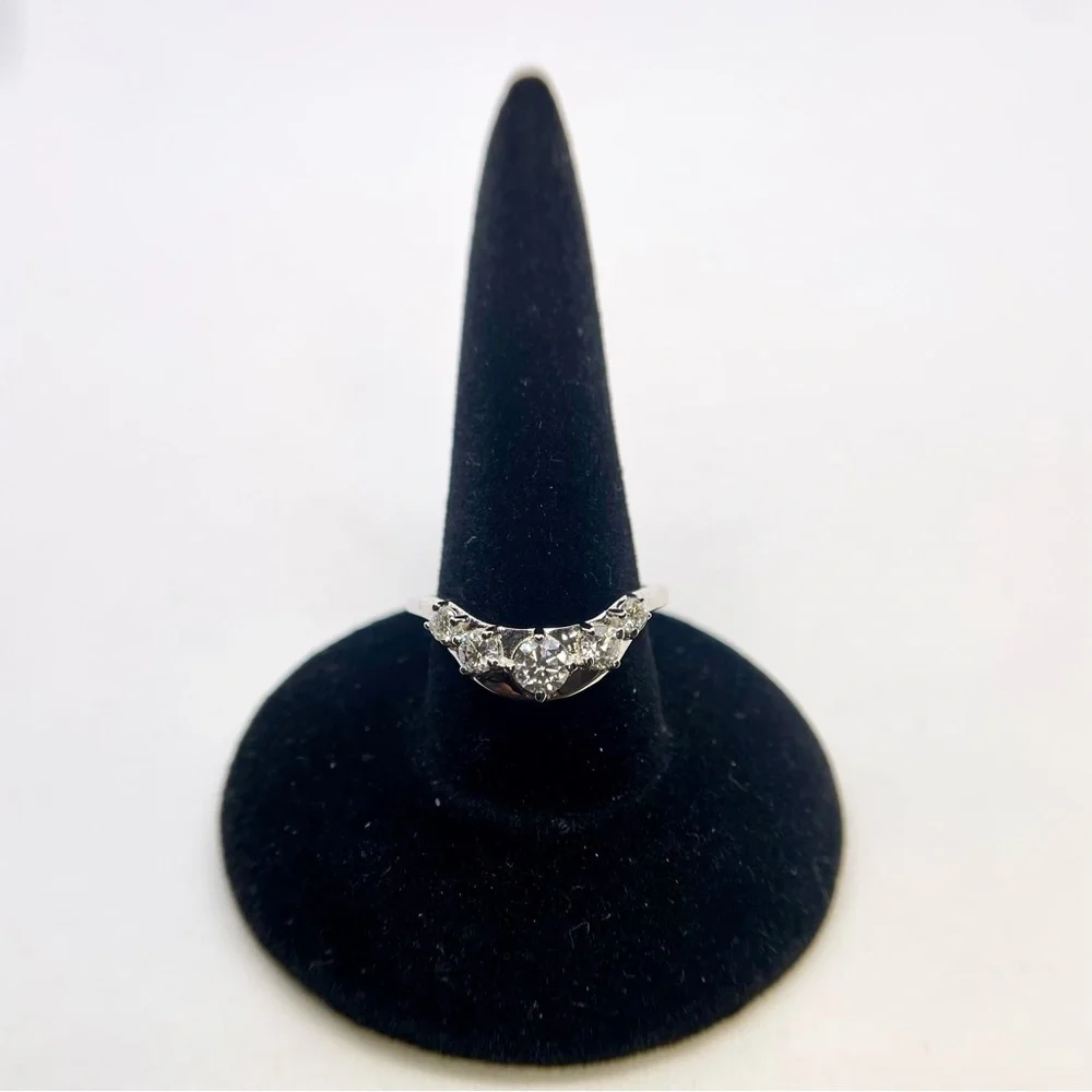 Classic 5-Stone Moissanite Ring 18K White Gold 925 Silver Band Ring Guard GRA
